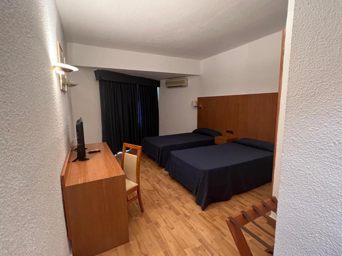 Hotel El Cisne サラゴサ エクステリア 写真