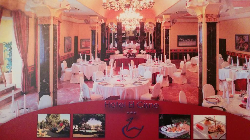 Hotel El Cisne サラゴサ エクステリア 写真