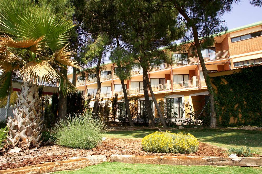 Hotel El Cisne サラゴサ エクステリア 写真